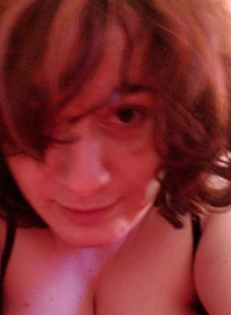 Rebecca44 - Im Gemeindebau!