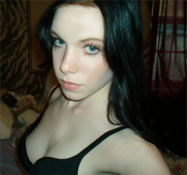 ZeigDichMal - Ich bin extrem schlank, ich hoffe, das stört Dich nicht!