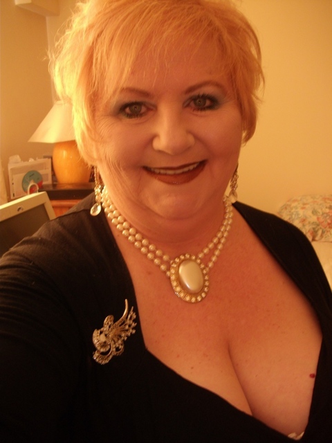 Rosalia64 - Älteres Semester, weise, aber noch nicht abgestanden :)