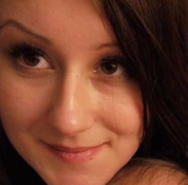 Puppe88 - Ich bin eine heiße Puppe!