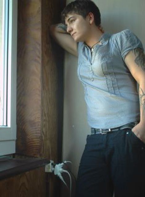 Mercedes33 - Bisexuell! Welcher Mann will...?