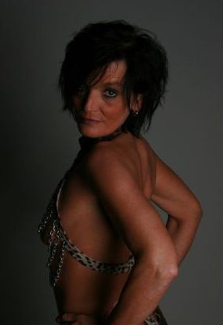 Falke37 - 37 jährige möchte angehimmelt werden :-)