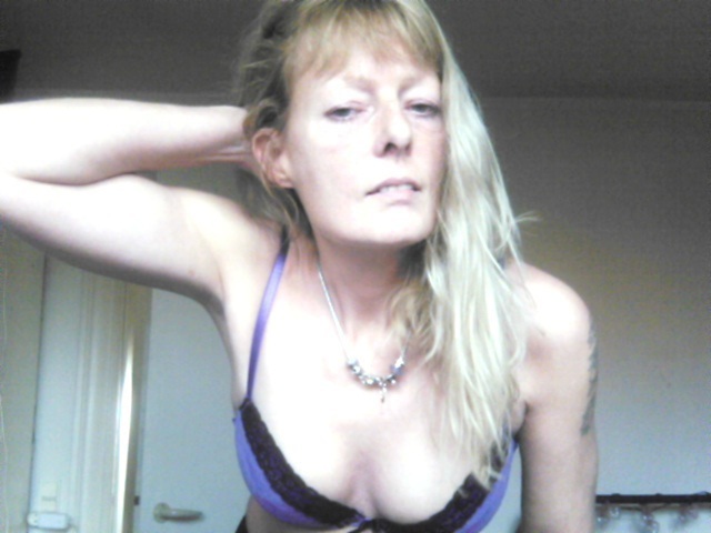 SexyBombeLight - Auch wenn ich älter bin empfinde ich mich als Bombe!